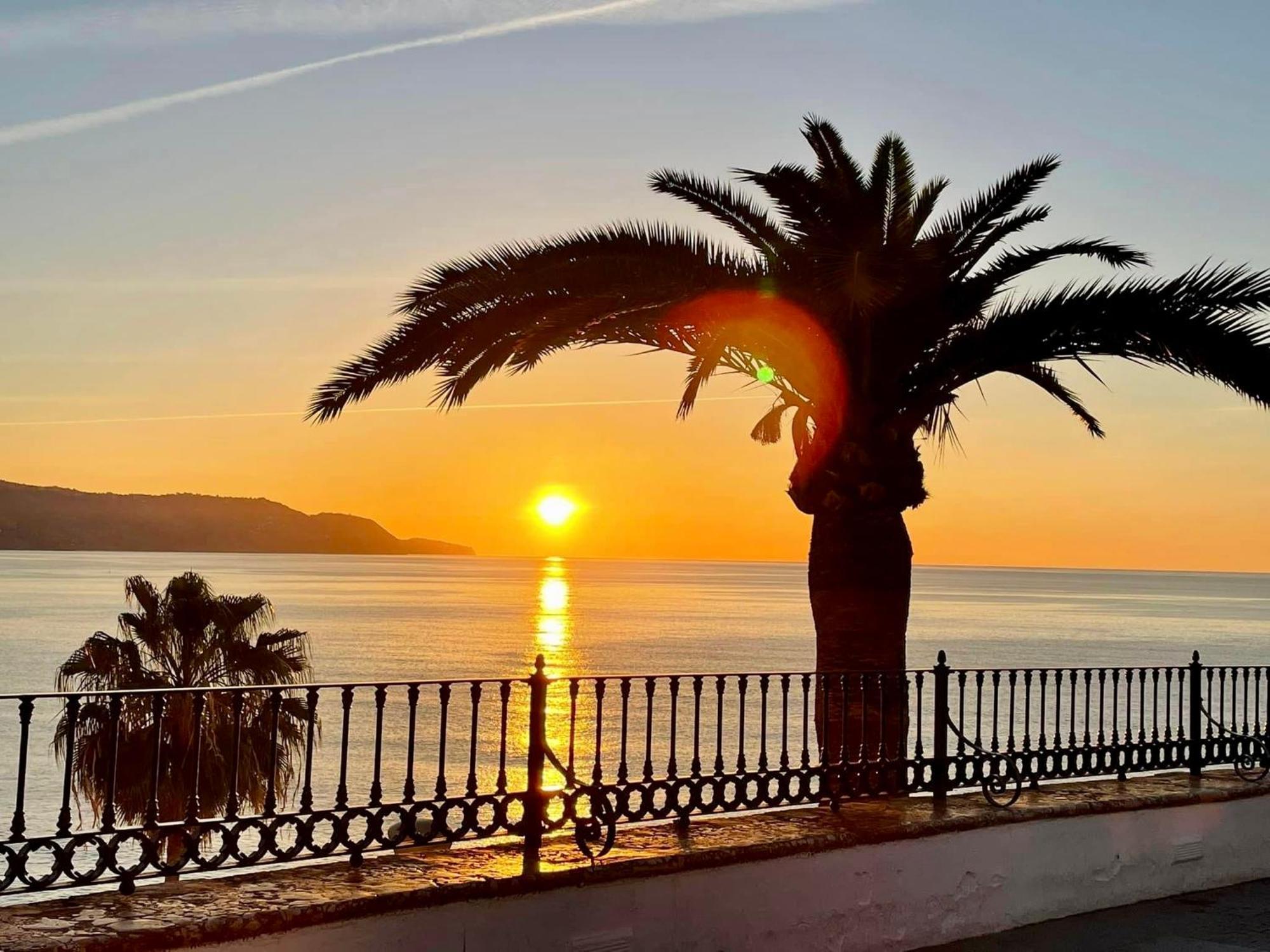 Apartament Edf. 4 Caminos Nerja Zewnętrze zdjęcie
